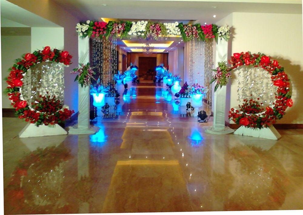 Country Inn & Suites By Radisson, Meerut Eksteriør bilde