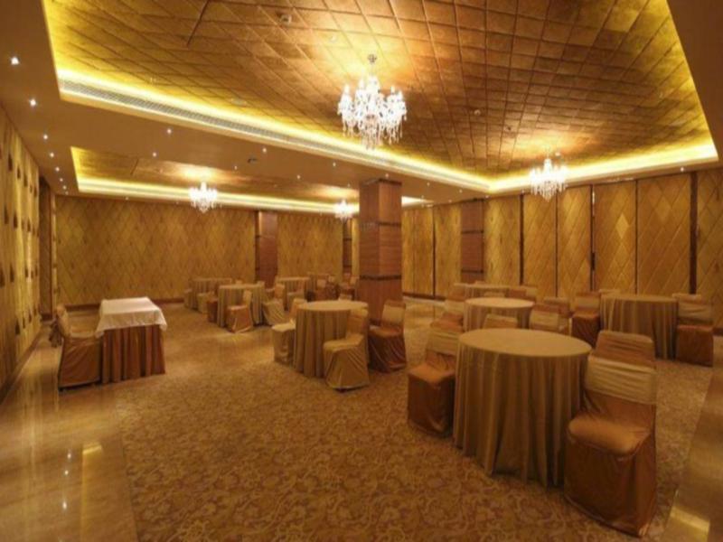 Country Inn & Suites By Radisson, Meerut Eksteriør bilde